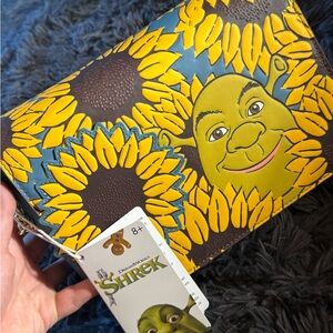 Loungefly Shrek Sunflower crossbody - Brown and Yellow